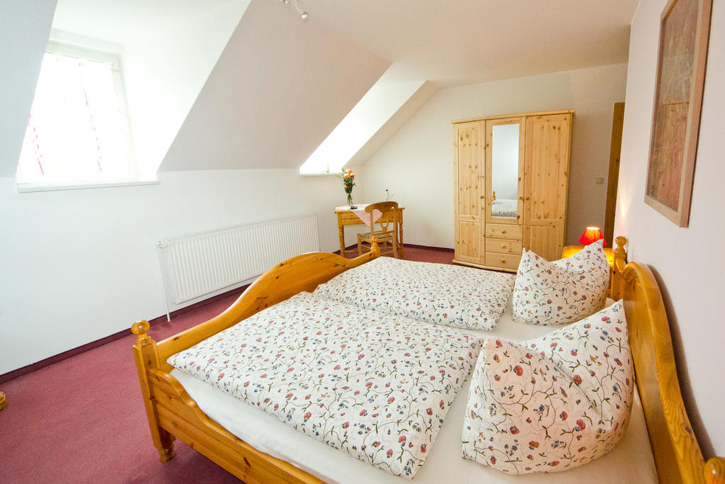 Hotel Garni Am Klostermarkt Plauen Quarto foto